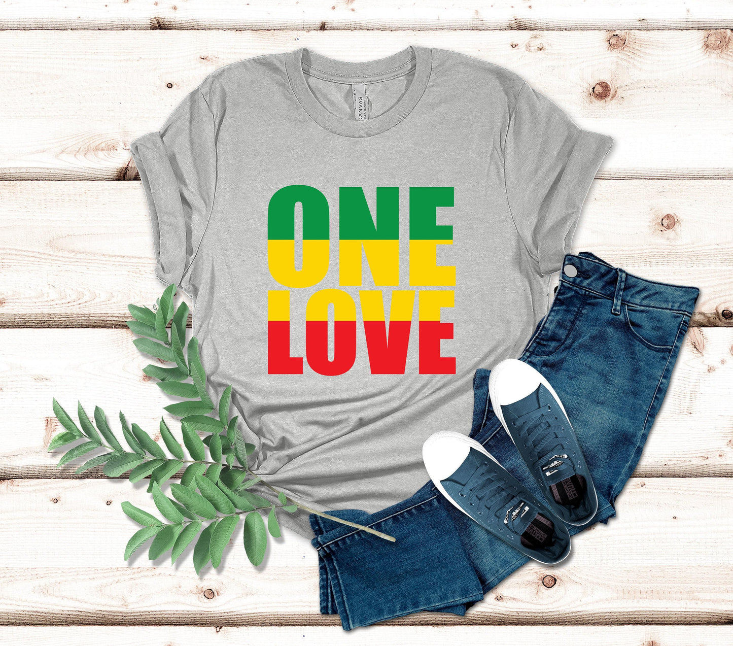 Bob Marley "One Love" T-Shirt: Vintage Reggae Music Tee